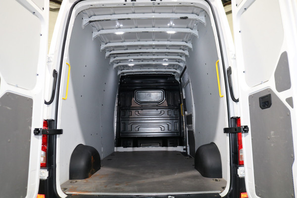 Volkswagen Crafter 2.0 TDI L4 H3 Automaat