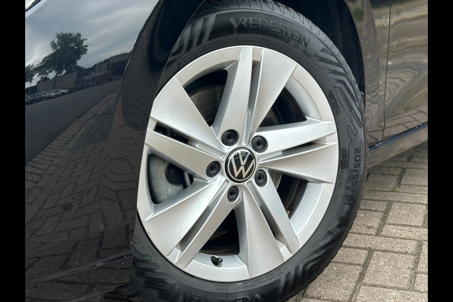 Volkswagen Golf 1.0 TSI Life|Virtual|LED|PDC|ACC|Sfeer