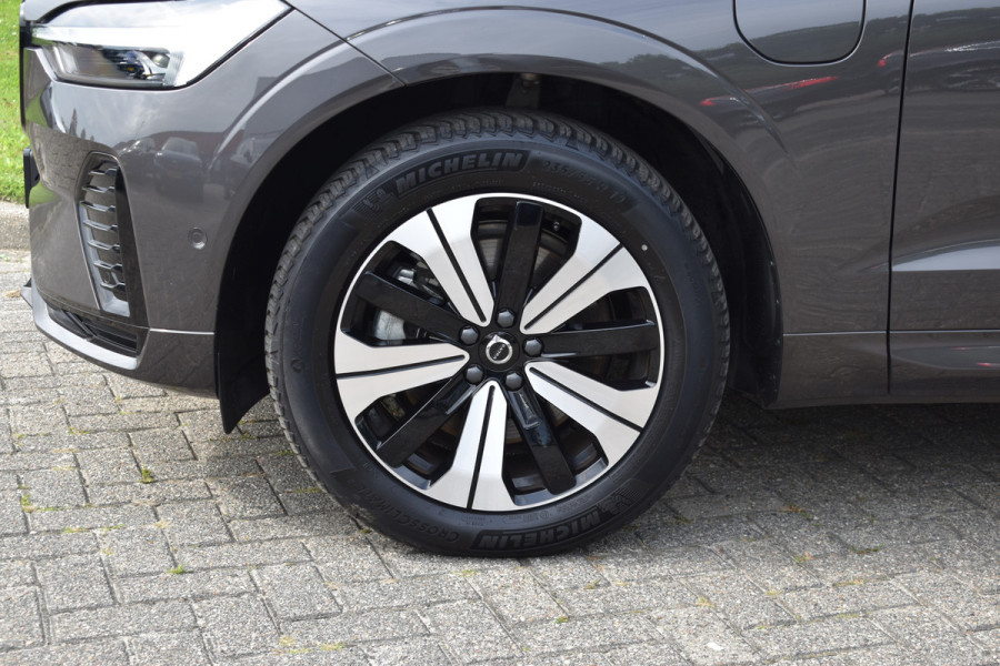 Volvo XC60 T6 350PK Plug-in hybrid AWD Plus Dark Pano dak | ACC | 360 Camera | Trekhaak | Leder | Blis
