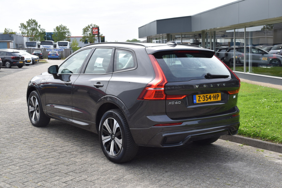 Volvo XC60 T6 350PK Plug-in hybrid AWD Plus Dark Pano dak | ACC | 360 Camera | Trekhaak | Leder | Blis