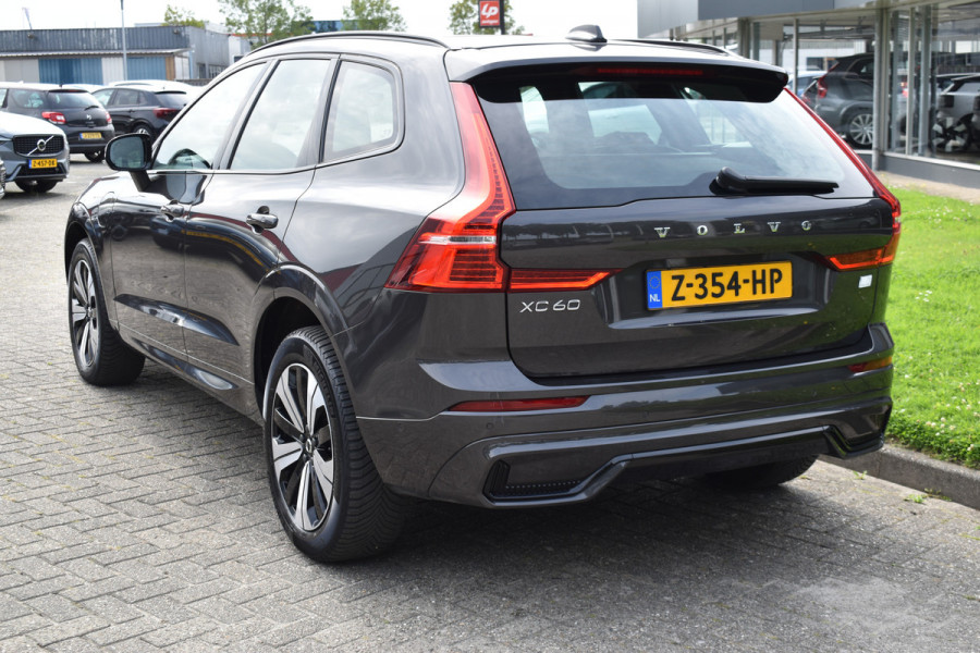Volvo XC60 T6 350PK Plug-in hybrid AWD Plus Dark Pano dak | ACC | 360 Camera | Trekhaak | Leder | Blis