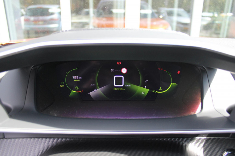 Peugeot 2008 1.2 130PK GT | NAVIGATIE 10" TOUCHSCREEN | ACHTERUITRIJ CAMERA | APPLE CARPLAY/ANDROID AUTO | PARKEERSENSOREN VOOR EN ACHTER | CRUISE CONTROL | DAB+ RADIO | FULL LED KOPLAMPEN | CLIMATE CONTROL | DODEHOEK BEWAKING |