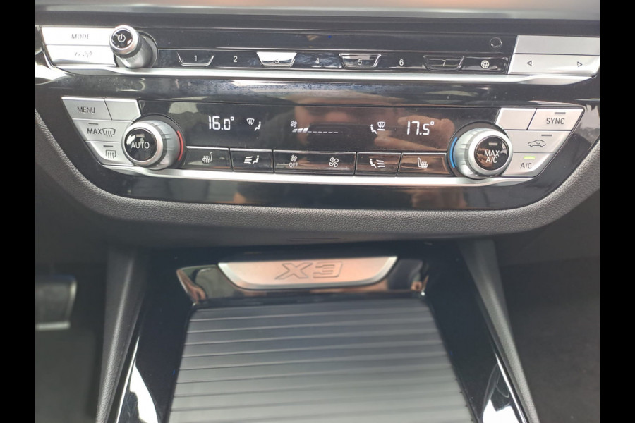 BMW X3 xDrive30e High Executive | M Sport | Pano | Trekhaak | Leder | HK Sound | Memory | HUD | Shadow line |