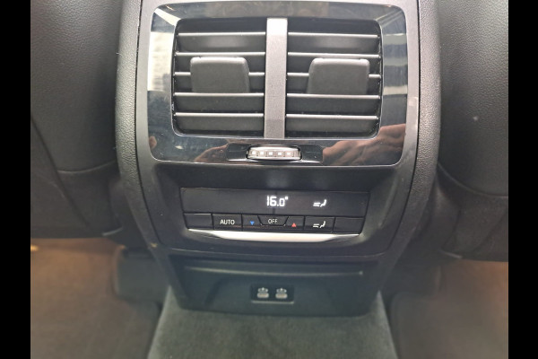 BMW X3 xDrive30e High Executive | M Sport | Pano | Trekhaak | Leder | HK Sound | Memory | HUD | Shadow line |