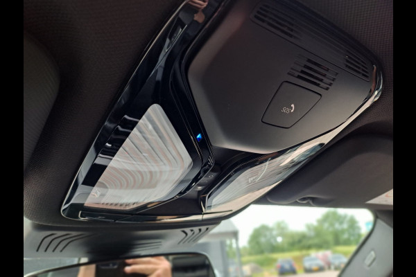 BMW X3 xDrive30e High Executive | M Sport | Pano | Trekhaak | Leder | HK Sound | Memory | HUD | Shadow line |