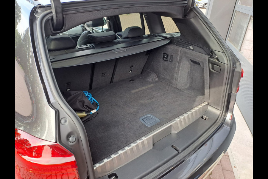 BMW X3 xDrive30e High Executive | M Sport | Pano | Trekhaak | Leder | HK Sound | Memory | HUD | Shadow line |