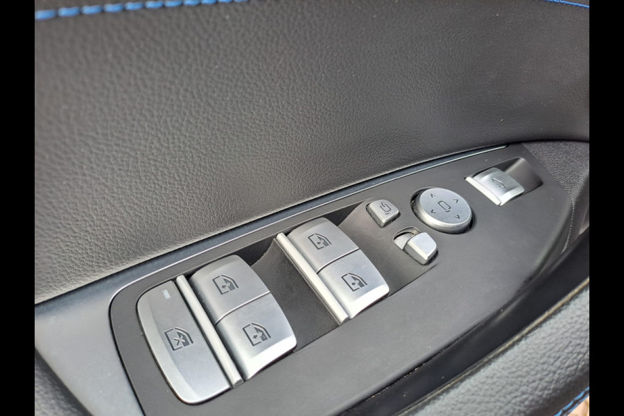 BMW X3 xDrive30e High Executive | M Sport | Pano | Trekhaak | Leder | HK Sound | Memory | HUD | Shadow line |