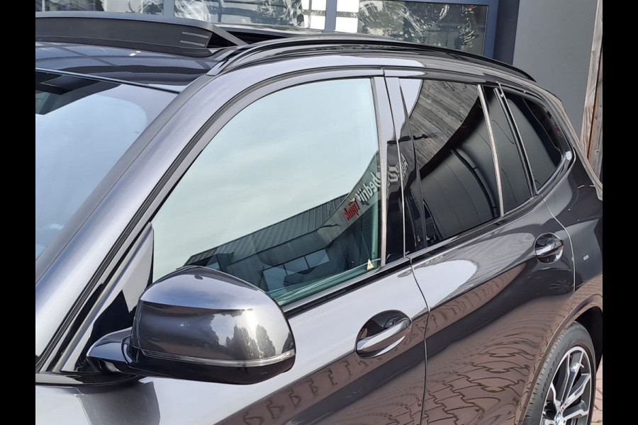 BMW X3 xDrive30e High Executive | M Sport | Pano | Trekhaak | Leder | HK Sound | Memory | HUD | Shadow line |