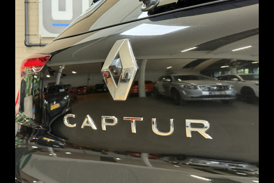 Renault Captur 1.3 TCe 155 Edition One | Groot Navi | Bose | Pano | 360 | 18" | Stuur & stoel verwarming | 100% elk jaar Dealer onderhouden!