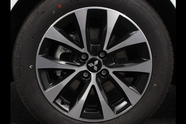 Mitsubishi Colt 1.6 HEV Automaat Intense Navigatie d.m.v. Apple Carplay/Android Auto Camera Climate Control Cruise Control Lichtmetalen velgen Extra Getint Glas Digitale Cockpit