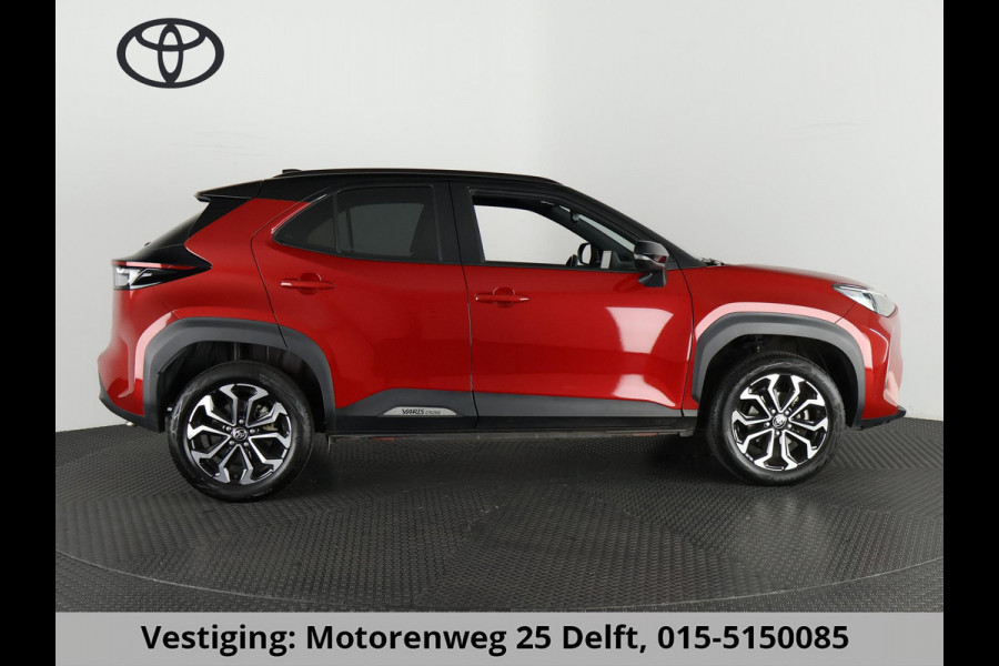 Toyota Yaris Cross 1.5 HYBRID DYNAMIC BI-TONE AUTOMAAT CARPLAY NAVIGATIE. CAMERA .COMPLEET. GARANTIE TOT 5- 2033!