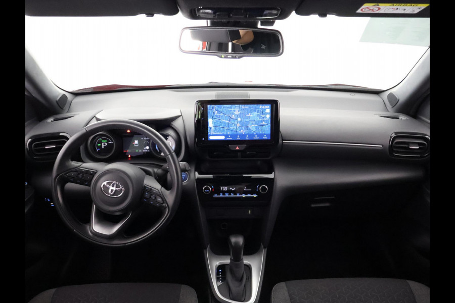 Toyota Yaris Cross 1.5 HYBRID DYNAMIC BI-TONE AUTOMAAT CARPLAY NAVIGATIE. CAMERA .COMPLEET. GARANTIE TOT 5- 2033!