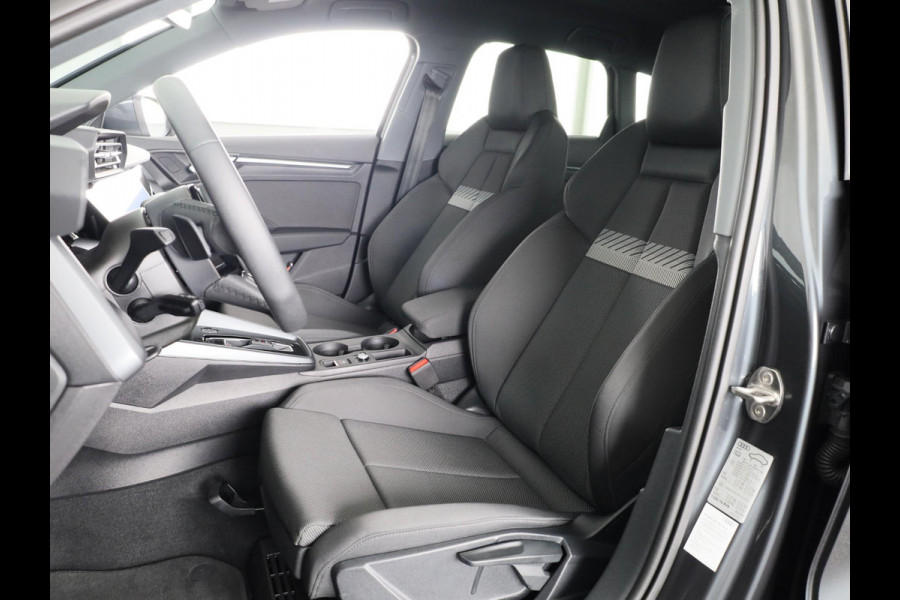 Audi A3 Sportback 35 TFSI Advanced edition 150 pk S-tronic | Private lease € 644,- | Navigatie | Parkeersensoren (Park assist) | Achteruitrijcamera | Adaptieve cruise control | LED koplampen |