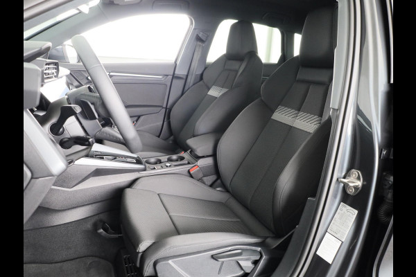 Audi A3 Sportback 35 TFSI Advanced edition 150 pk S-tronic | Private lease € 644,- | Navigatie | Parkeersensoren (Park assist) | Achteruitrijcamera | Adaptieve cruise control | LED koplampen |