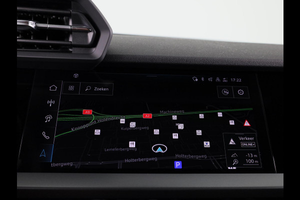 Audi A3 Sportback 35 TFSI Advanced edition 150 pk S-tronic | Private lease € 644,- | Navigatie | Parkeersensoren (Park assist) | Achteruitrijcamera | Adaptieve cruise control | LED koplampen |
