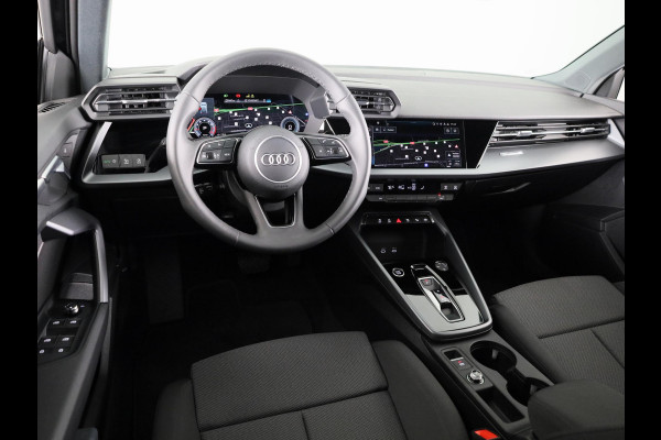 Audi A3 Sportback 35 TFSI Advanced edition 150 pk S-tronic | Private lease € 644,- | Navigatie | Parkeersensoren (Park assist) | Achteruitrijcamera | Adaptieve cruise control | LED koplampen |