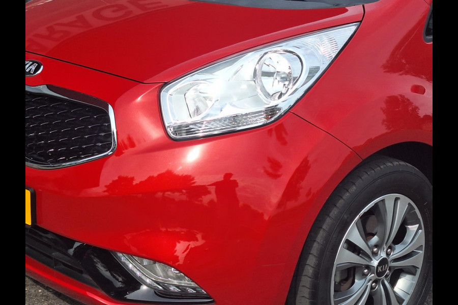Kia Venga 1.4 CVVT Edition Sky | Panorama dak | Trekhaak | NAP | Navi | Climate Control | Camera | occasion