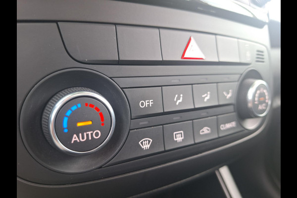 Kia Venga 1.4 CVVT Edition Sky | Panorama dak | Trekhaak | NAP | Navi | Climate Control | Camera | occasion