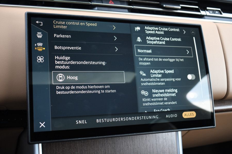 Land Rover Range Rover P460e HSE Pano Trekh 23inch NL-auto ACC 360 HUD