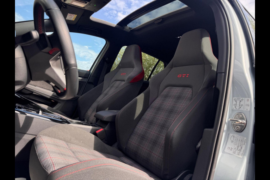 Volkswagen Golf 2.0 TSI GTI 8.5 Pano/Matrix/H&K/HuD