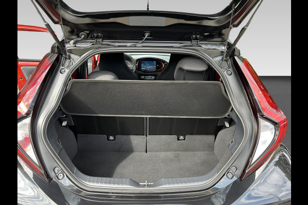 Toyota Aygo X 1.0 VVT-i S-CVT Envy | Afneembare trekhaak | Inclusief gratis fietsendrager!
