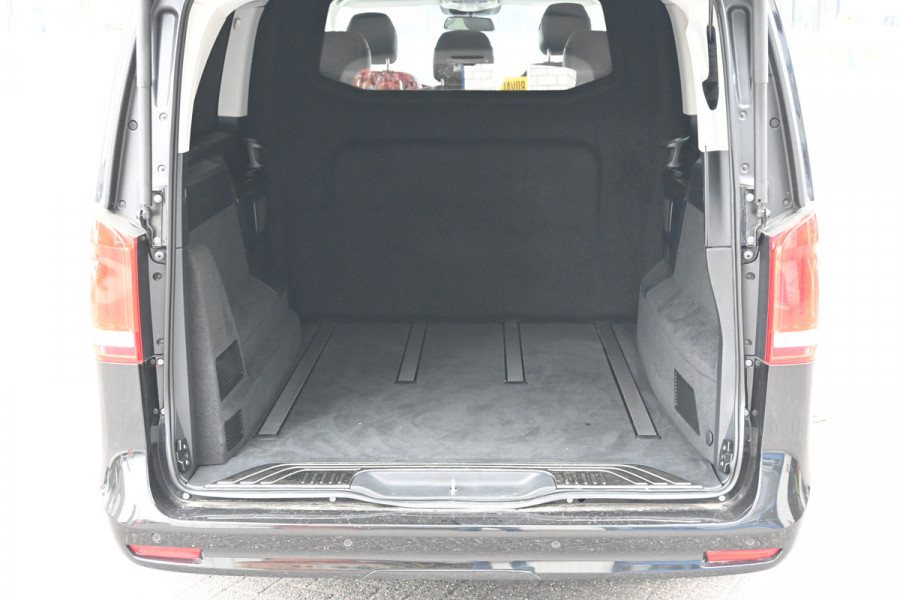 Mercedes-Benz V-Klasse 300d 4-MATIC 4x4 L3 DC Avantgarde Distronic, LED, Electrische deuren, 4x4