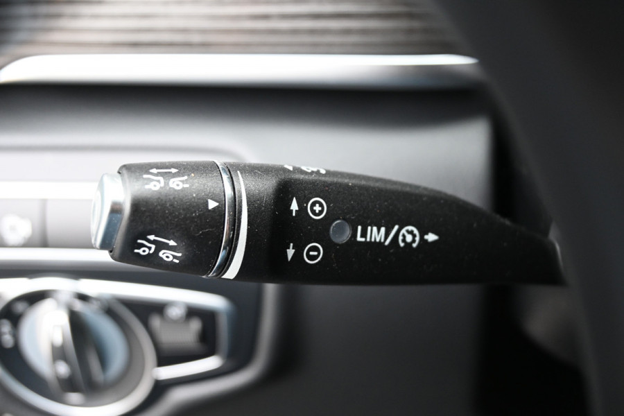 Mercedes-Benz V-Klasse 300d 4-MATIC 4x4 L3 DC Avantgarde Distronic, LED, Electrische deuren, 4x4