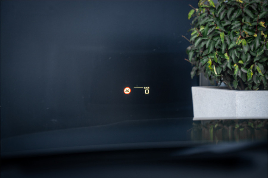 BMW M4 Cabrio xDrive Competition - Keramisch l HUD l Kuipst. l Track Pack