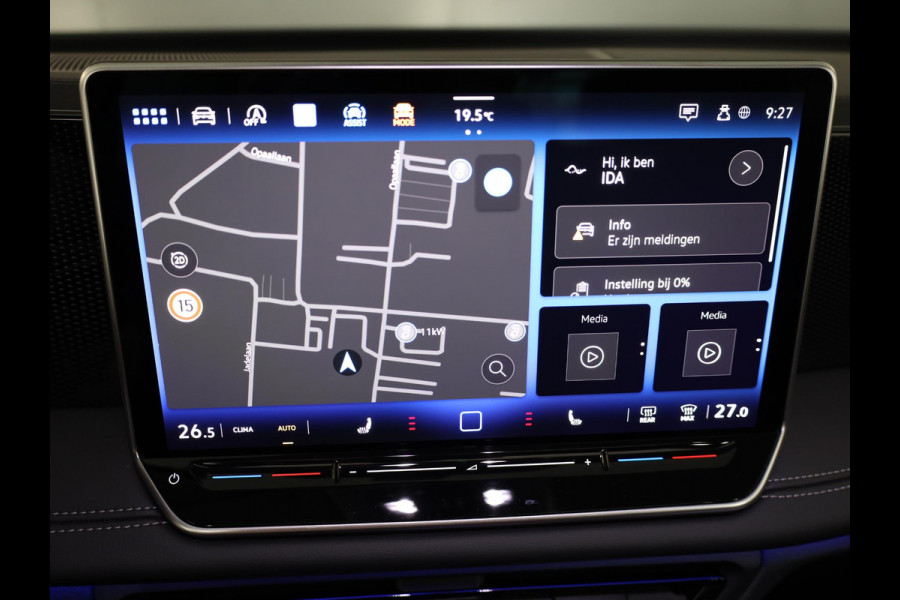 Volkswagen Tiguan 1.5 eTSI Life Edition 130 pk Automaat (DSG) | Verlengde garantie | Navigatie | Panoramadak | Elektr. trekhaak | Parkeersensoren (Park assist) | Achteruitrijcamera |