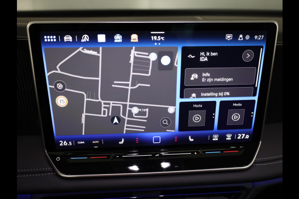 Volkswagen Tiguan 1.5 eTSI Life Edition 130 pk Automaat (DSG) | Verlengde garantie | Navigatie | Panoramadak | Elektr. trekhaak | Parkeersensoren (Park assist) | Achteruitrijcamera |