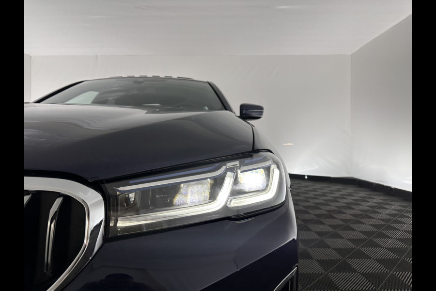 BMW 5 Serie 540i xDrive High Executive Edition (INCL-BTW ) Aut.*PANO | LUXURY-LEATHER | LASER-LIGHT | BOWERS&WILKINS-AUDIO | MEMORY-PACK | HEATED/COOLED-COMFORTSEATS | DIGI-COCKPIT | NAVI-FULLMAP | SHIFT-PADDLES | CRUISE | 18''ALU*