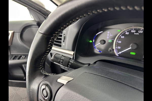 Lexus CT 200h Edition-30 Aut. *FULL-LED | ALCANTARA | NAVI-FULLMAP | HEATED-COMFORTSEATS | CAMERA | KEYLESS | ECC | LANE-ASSIST | PDC | ADAPTIVE-CRUISE | TOWBAR | PREMIUM-HIFI | 16"ALU*