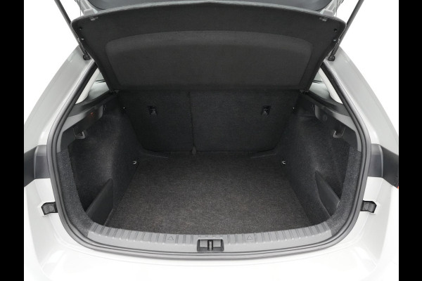 Škoda SCALA 1.0 TSI 115pk Ambition Navi via App Lane assist Cruise Front Assist 284