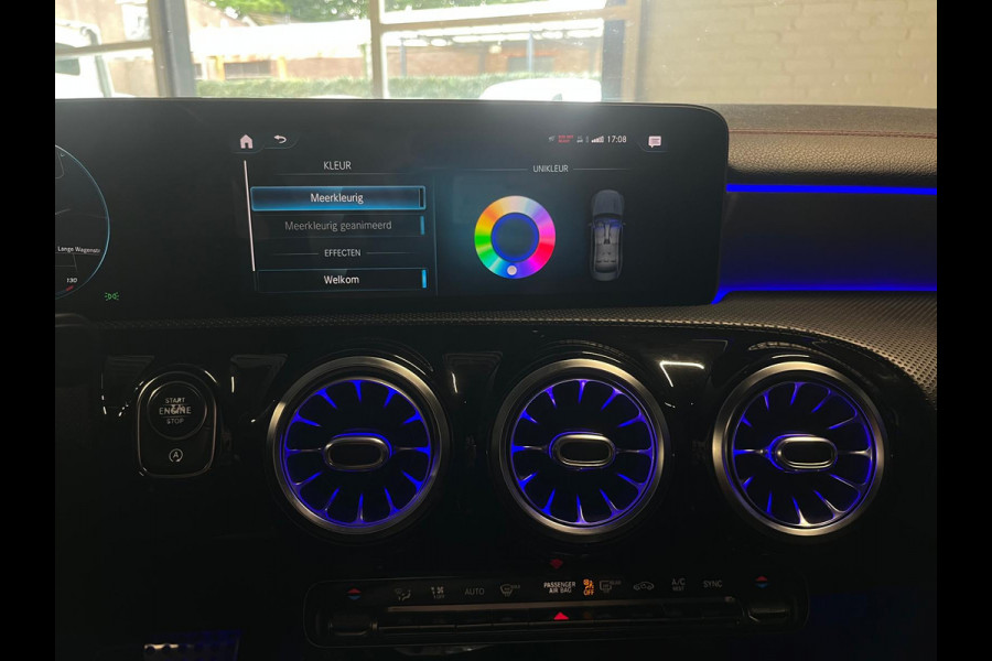 Mercedes-Benz CLA-Klasse 180 AMG SFEER / BURMESTER / STOELVERWARMING / DEALER ONDERHOUDEN / CAMERA