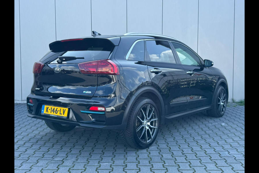 Kia e-Niro ExecutiveLine 64 kWh / Leder / Stoelairco / JBL / Camera