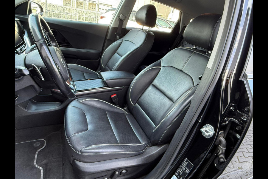Kia e-Niro ExecutiveLine 64 kWh / Leder / Stoelairco / JBL / Camera