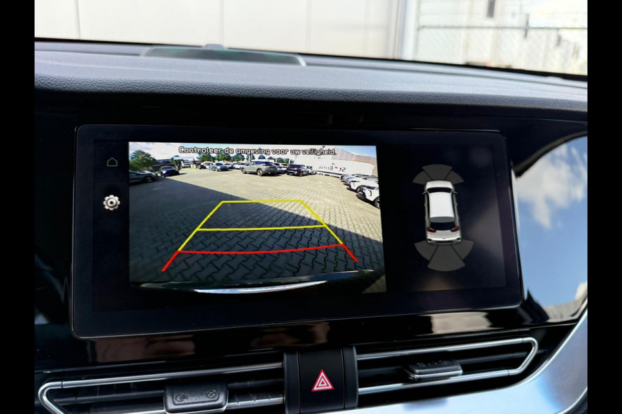 Kia e-Niro ExecutiveLine 64 kWh / Leder / Stoelairco / JBL / Camera