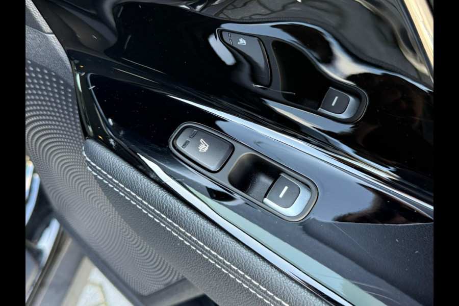 Kia e-Niro ExecutiveLine 64 kWh / Leder / Stoelairco / JBL / Camera