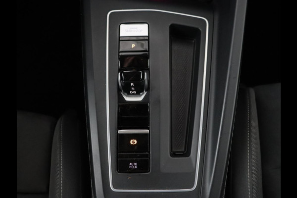 Volkswagen Golf 1.4 eHybrid Style | Head-Up | Trekhaak | Stoel & stuurverwarming | Massage | Adaptive cruise | Memory | Carplay | LED Plus | Navigatie | PHEV | Plug In