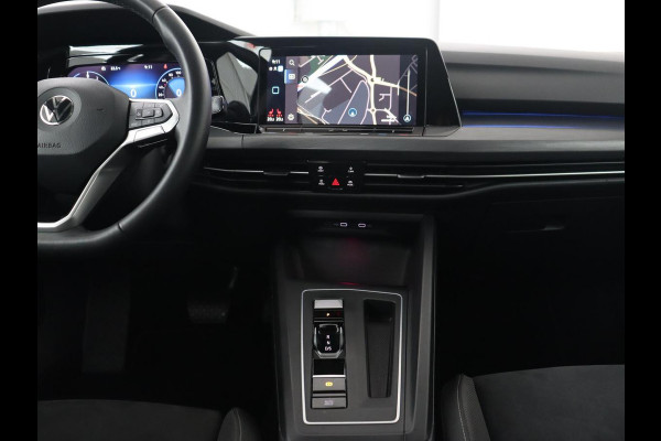 Volkswagen Golf 1.4 eHybrid Style | Head-Up | Trekhaak | Stoel & stuurverwarming | Massage | Adaptive cruise | Memory | Carplay | LED Plus | Navigatie | PHEV | Plug In
