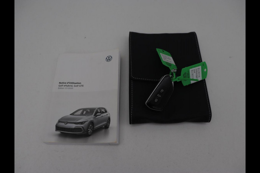 Volkswagen Golf 1.4 eHybrid Style | Head-Up | Trekhaak | Stoel & stuurverwarming | Massage | Adaptive cruise | Memory | Carplay | LED Plus | Navigatie | PHEV | Plug In