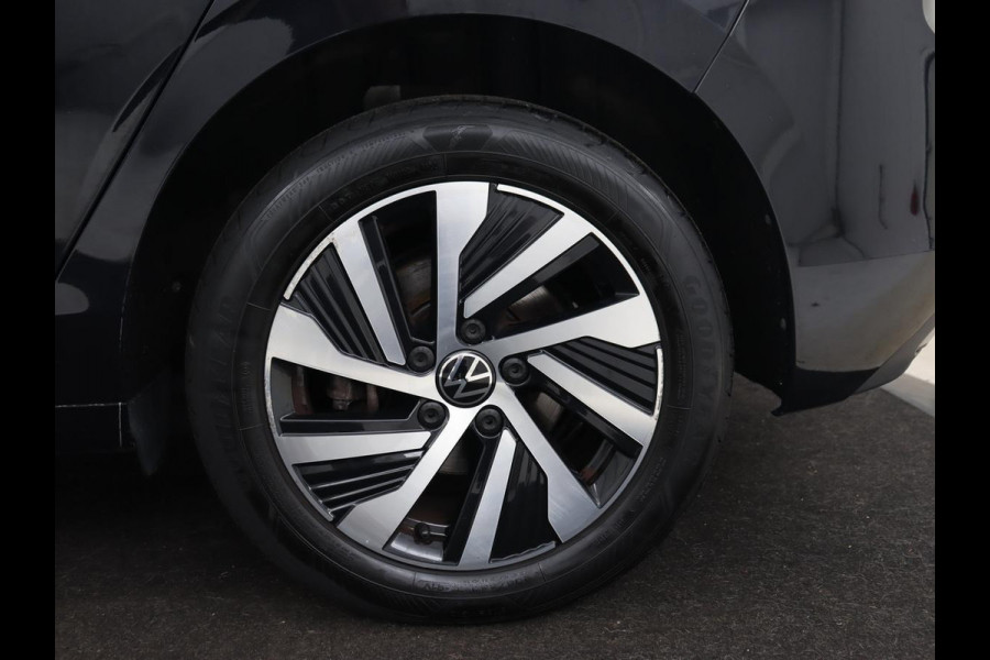 Volkswagen Golf 1.4 eHybrid Style | Head-Up | Trekhaak | Stoel & stuurverwarming | Massage | Adaptive cruise | Memory | Carplay | LED Plus | Navigatie | PHEV | Plug In