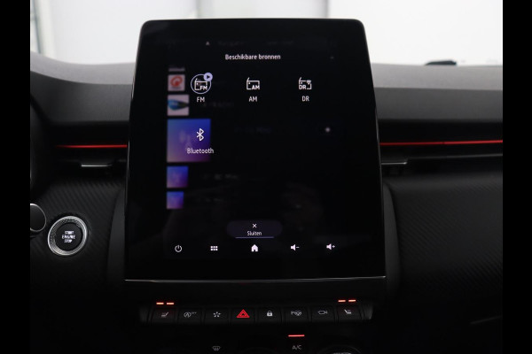 Renault Clio 1.3 TCe R.S. Line | Automaat | Stoelverwarming | 360 Camera | Sportstoelen | Carplay | Navigatie | Full LED | Keyless | Climate control | Cruise control