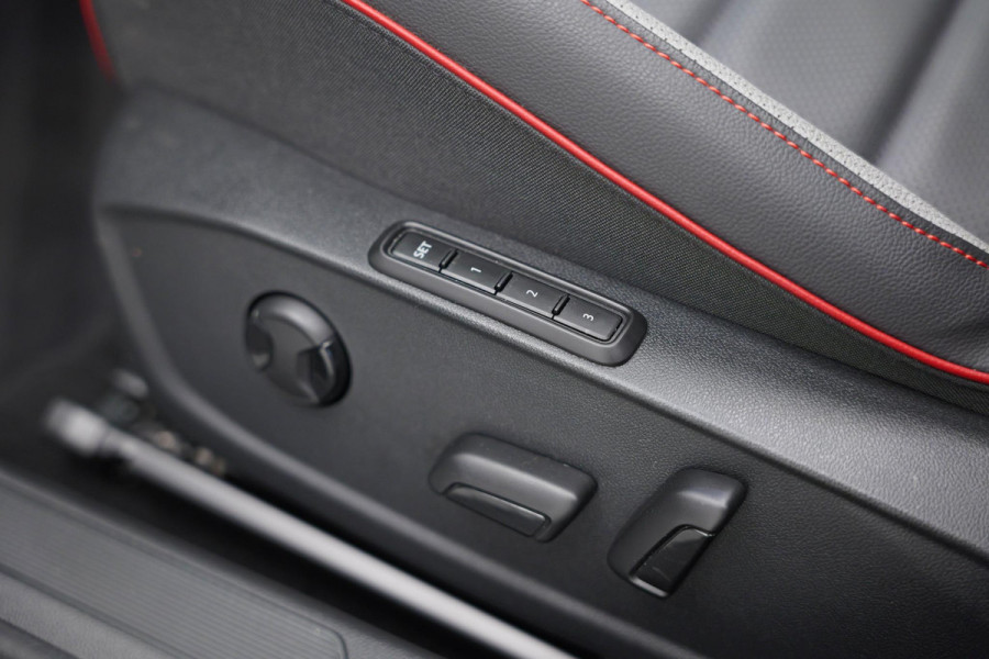 Volkswagen Golf 2.0 GTI TSI |Pano|Memory|HUD|H&K|360|IQ|
