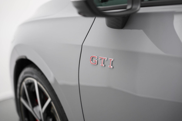 Volkswagen Golf 2.0 GTI TSI |Pano|Memory|HUD|H&K|360|IQ|