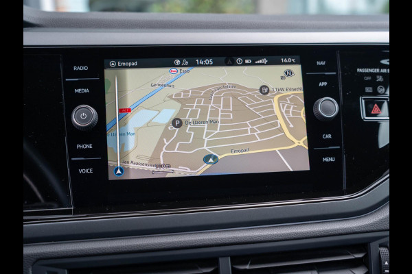Volkswagen Polo 1.0 TSI R-Line Business / IQ licht / Dodehoek / Stoelverwarmig / Carplay