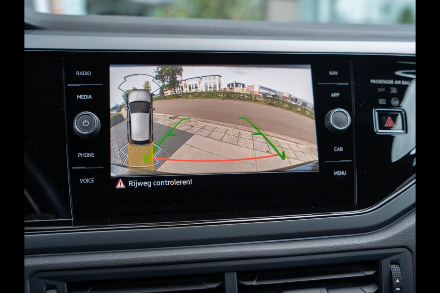 Volkswagen Polo 1.0 TSI R-Line Business / IQ licht / Dodehoek / Stoelverwarmig / Carplay