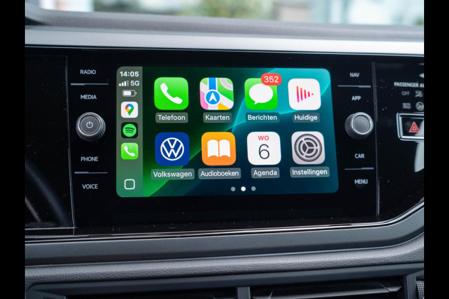 Volkswagen Polo 1.0 TSI R-Line Business / IQ licht / Dodehoek / Stoelverwarmig / Carplay