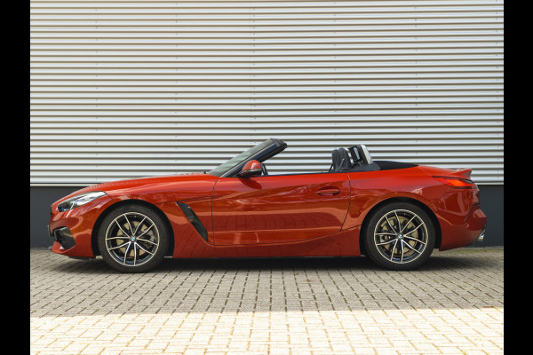 BMW Z4 Roadster sDrive20i Sportline - ACC - M-Sportzetels - Stoelverwarming - Adaptive LED - Hifi