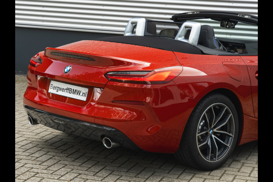 BMW Z4 Roadster sDrive20i Sportline - ACC - M-Sportzetels - Stoelverwarming - Adaptive LED - Hifi